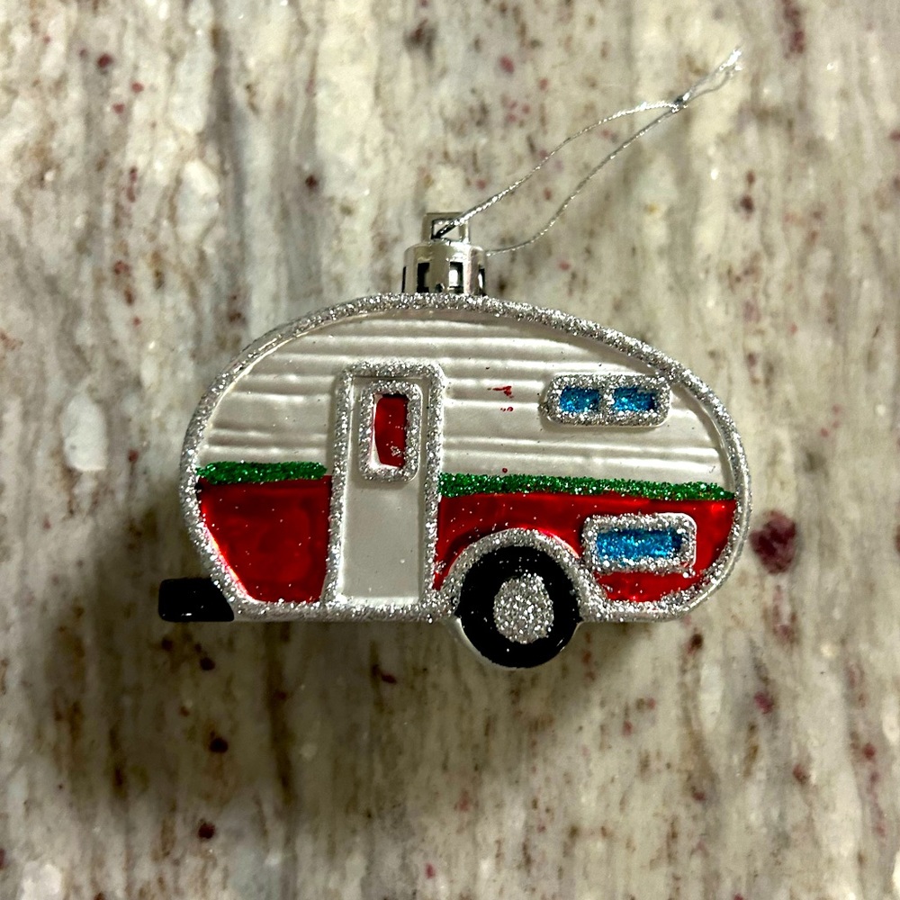 Brand-new Retro Camper Ornament